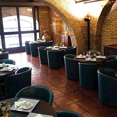 Laurentia Hotel