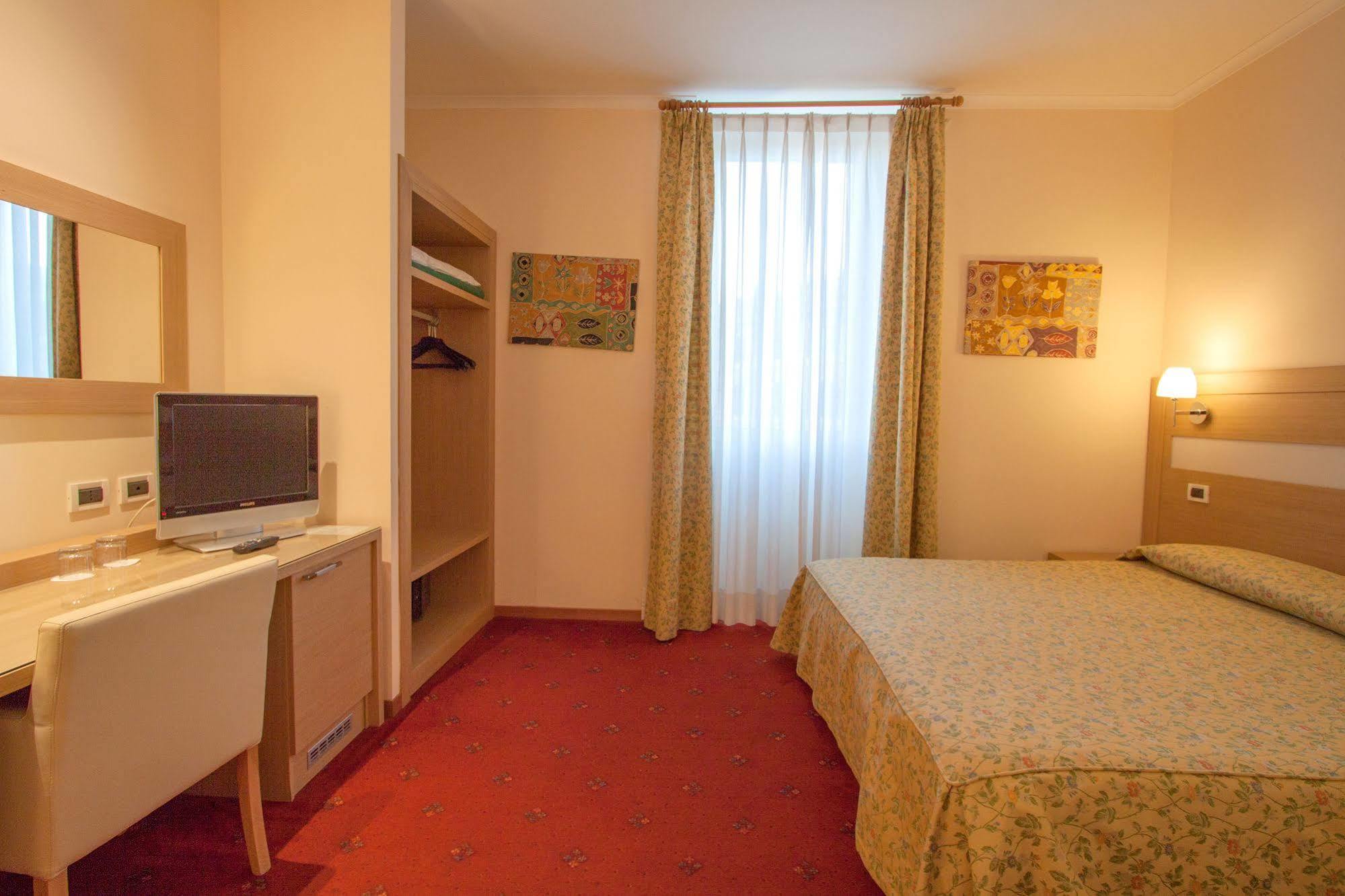 Laurentia 3* Roma