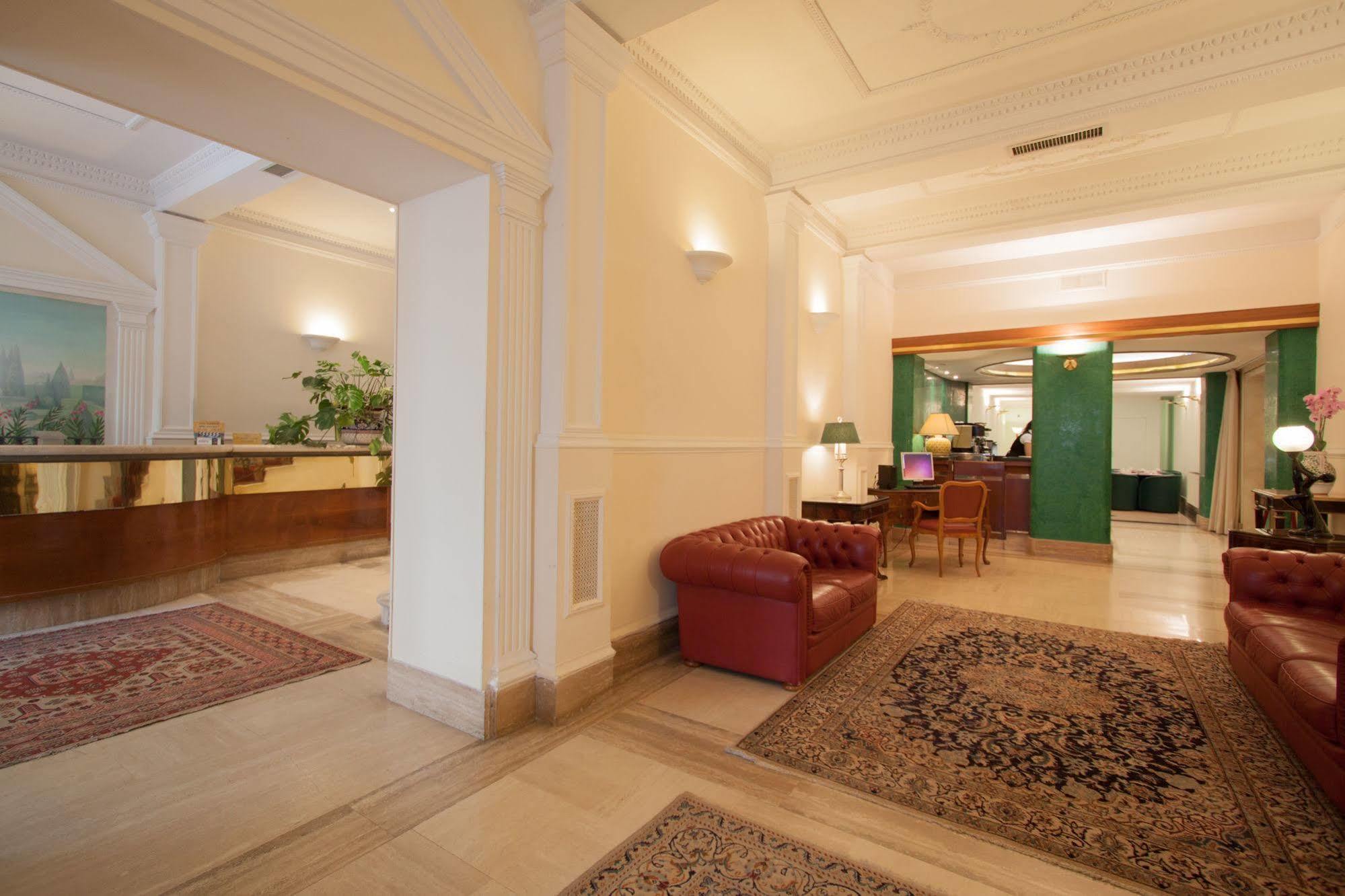 Laurentia 3* Rome